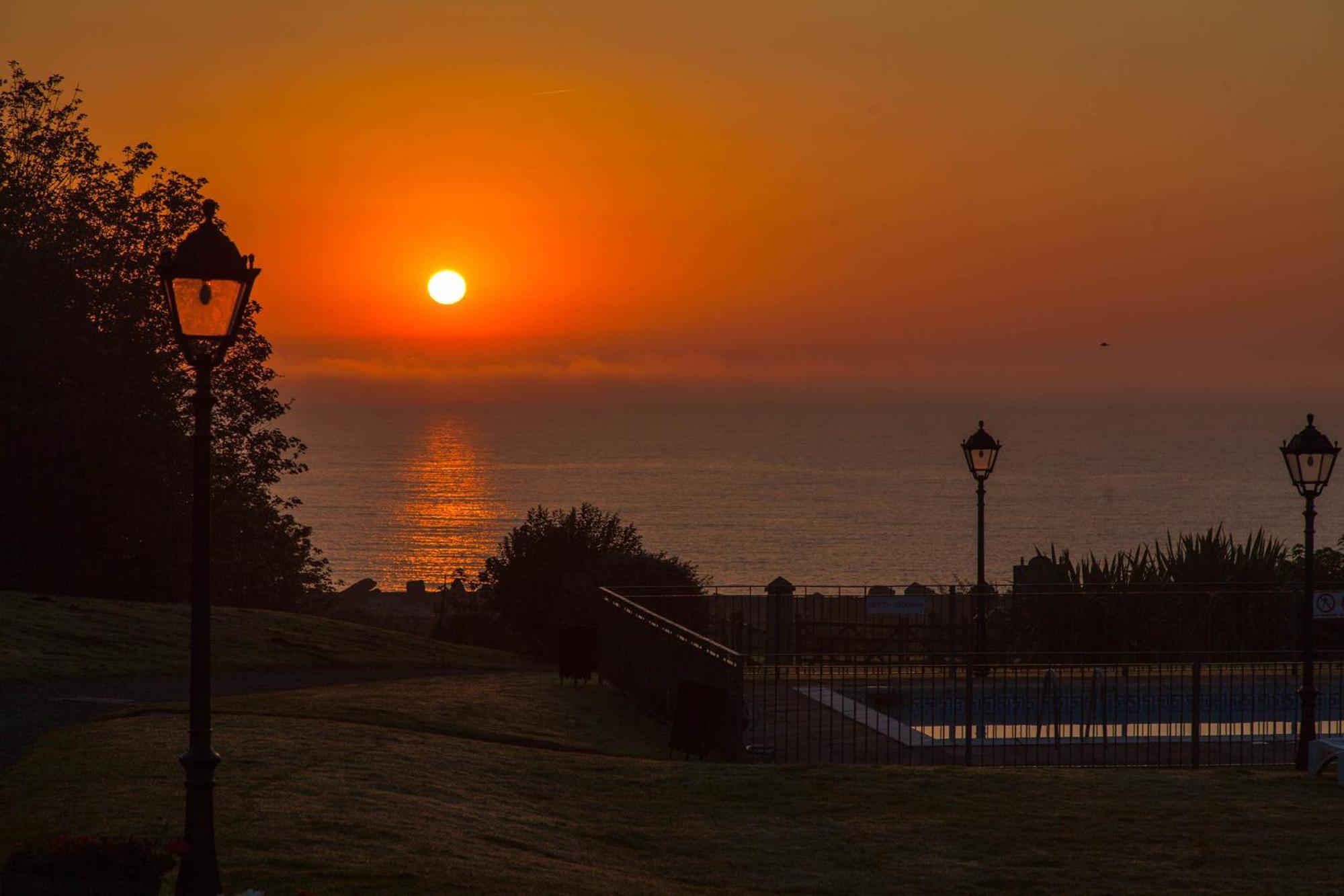 Langstone Cliff Hotel Доліш Екстер'єр фото